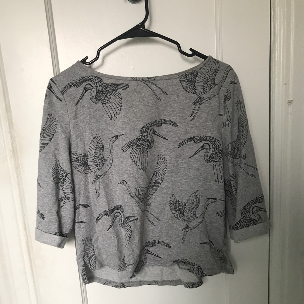 ❌ SOLD ❌ Grey crane cropped sweatshirt